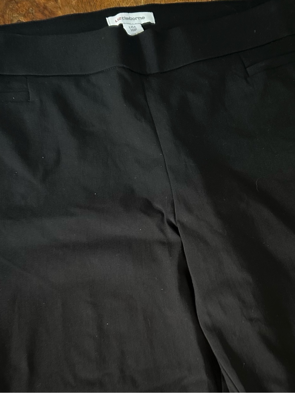 Liz Claiborne Lisa Women’s Black Pants Size 16P Very Good Condition - Picture 4 of 6